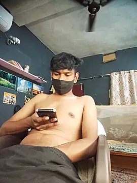 richardjames95 online show from March 10, 9:41 pm