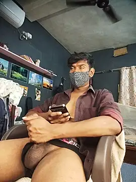 richardjames95 online show from March 14, 7:42 pm