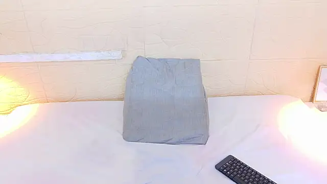 Shamiraa moore online show from March 4, 10:49 pm