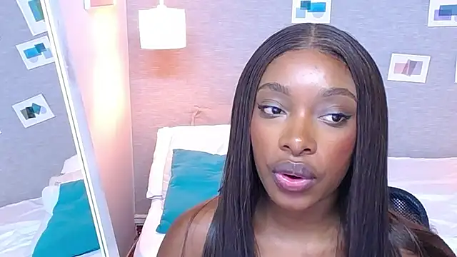 Shamiraa moore online show from March 18, 4:39 pm