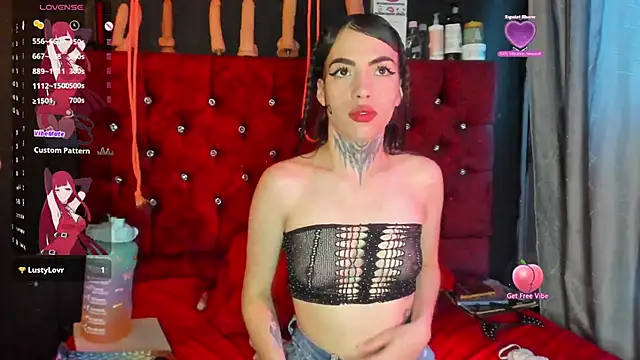 Snapshot of Alice_ch1 chatting on March 15, 7:48 pm Alice ch1 online show from March 15, 7:48 pm