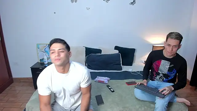 Luciano and Marlon online show from February 26, 1:54 pm