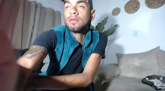 Snapshot of Christopher_kenne chatting on February 4, 1:45 am Christopher kenne online show from February 4, 1:45 am