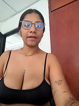 Snapshot of Sofythom1 chatting on July 5, 7:54 pm Sofythom1 online show from July 5, 7:54 pm