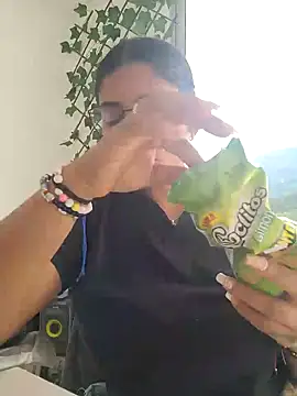 Snapshot of Sofythom1 chatting on March 25, 9:57 pm Sofythom1 online show from March 25, 9:57 pm