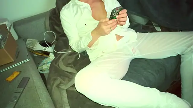 swissMen DE online show from November 5, 6:05 am