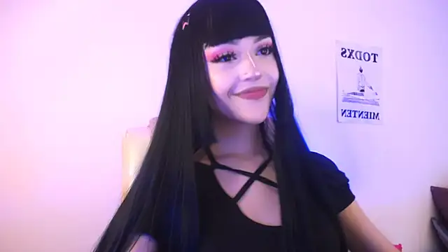 Snapshot of elektraa_sky11 chatting on May 25, 10:19 pm elektraa sky11 online show from May 25, 10:19 pm