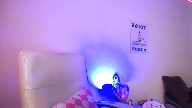 elektraa sky11 online show from April 10, 9:44 pm