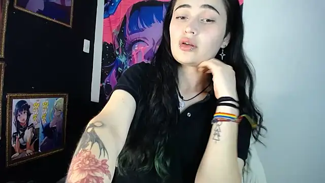 Nylaahh  online show from October 18, 8:33 pm