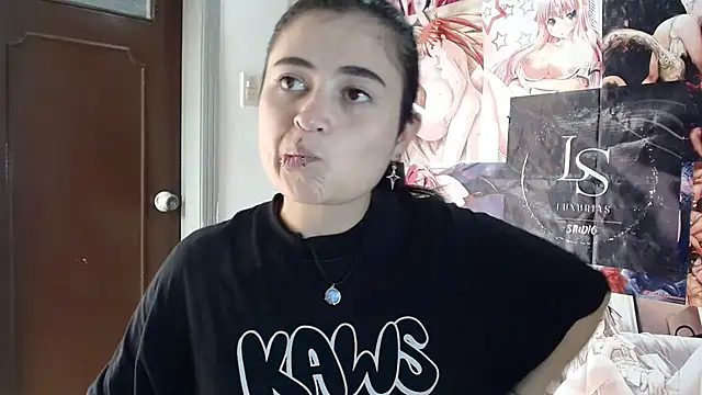 Nylaahh  online show from October 17, 7:26 pm