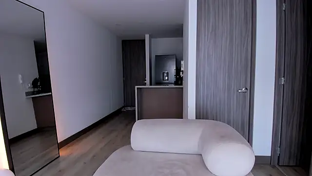 Kaarla    online show from February 8, 9:56 pm