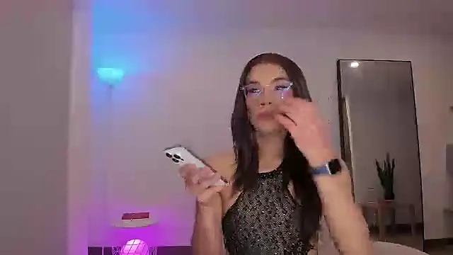 Kaarla    online show from November 8, 6:06 am