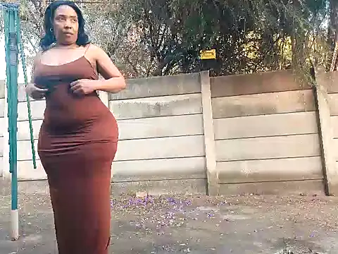 GiantBootyMilf online show from February 24, 3:42 pm