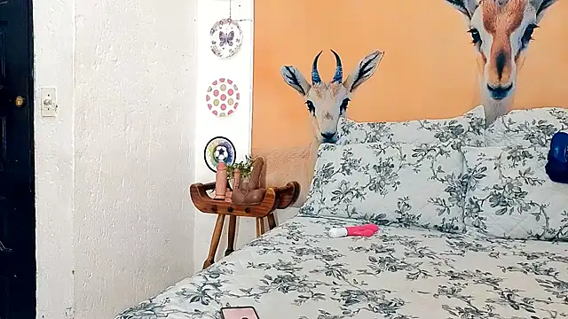 GiantBootyMilf online show from March 14, 10:27 pm