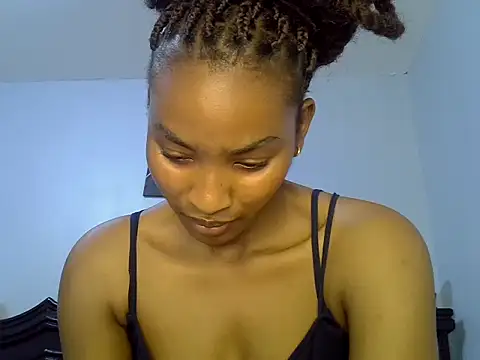 cute-alexis online show from May 16, 10:25 am