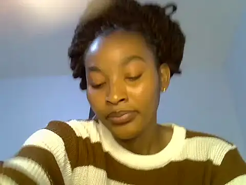 cute-alexis online show from May 15, 9:40 am