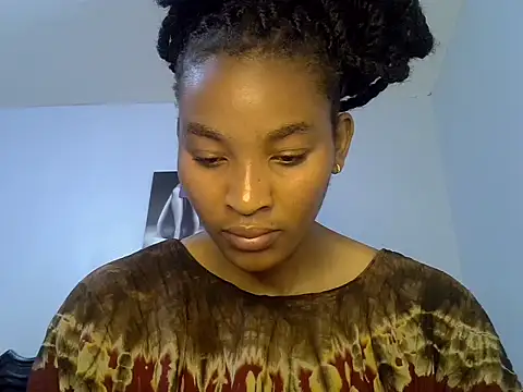 cute-alexis online show from May 7, 6:17 am