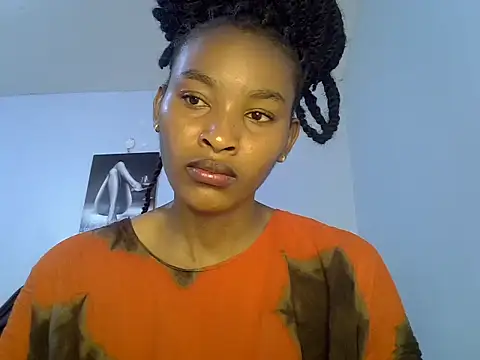 cute-alexis online show from April 28, 5:01 am