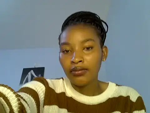 cute-alexis online show from April 13, 8:29 am