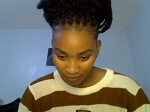Snapshot of cute-alexis chatting on June 13, 11:52 am cute-alexis online show from June 13, 11:52 am
