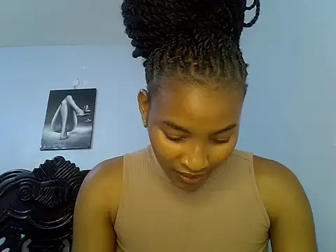 cute-alexis online show from February 7, 8:44 am