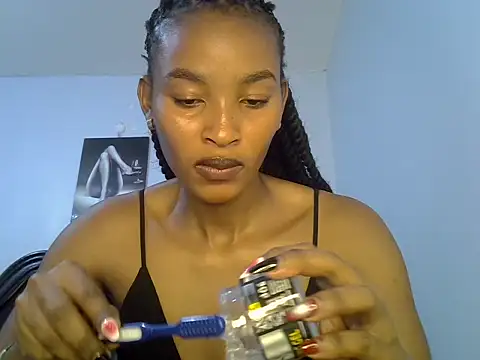 cute-alexis online show from February 24, 8:48 am