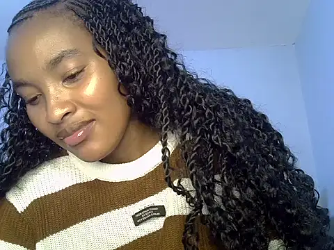 cute-alexis online show from May 28, 10:54 am