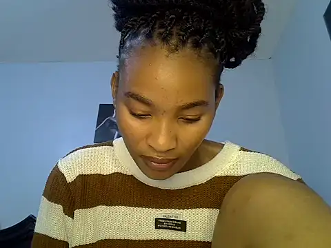 Snapshot of cute-alexis chatting on June 10, 8:59 am cute-alexis online show from June 10, 8:59 am