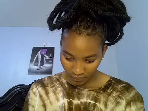 cute-alexis online show from May 6, 7:12 am