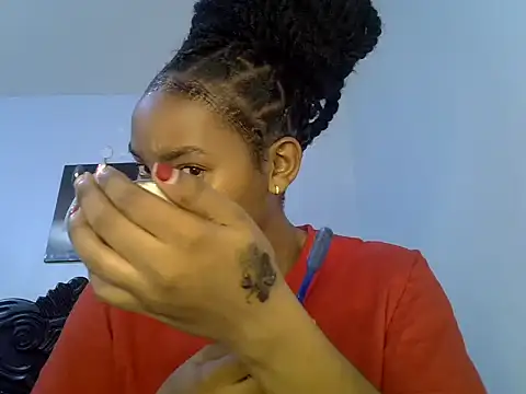 cute-alexis online show from April 2, 8:10 am