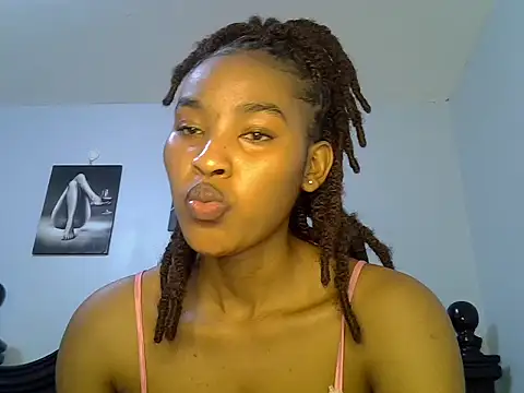 Snapshot of cute-alexis chatting on July 1, 10:15 am cute-alexis online show from July 1, 10:15 am
