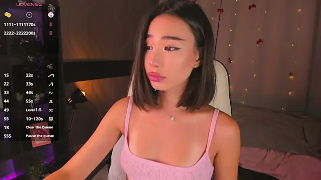 sensualily online show from April 26, 3:42 pm