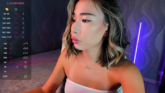 Snapshot of sensualily chatting on July 2, 3:29 pm sensualily online show from July 2, 3:29 pm