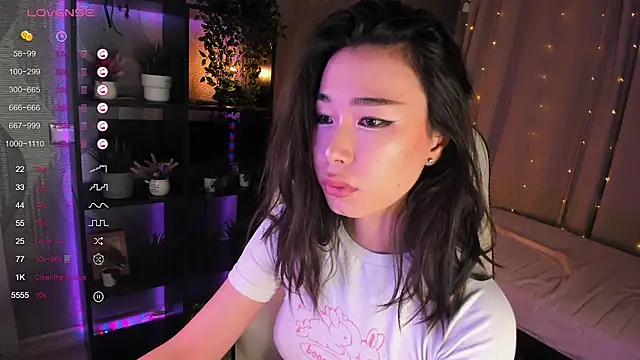 Snapshot of sensualily chatting on October 9, 2:17 pm sensualily online show from October 9, 2:17 pm