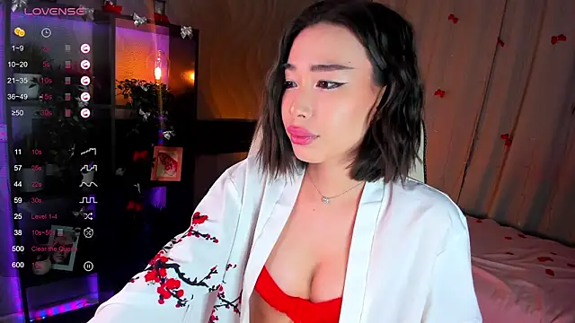 sensualily online show from February 20, 3:47 pm