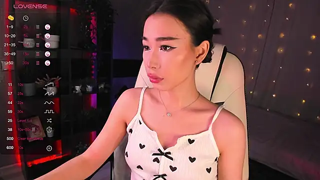 Snapshot of sensualily chatting on November 8, 3:15 pm sensualily online show from November 8, 3:15 pm