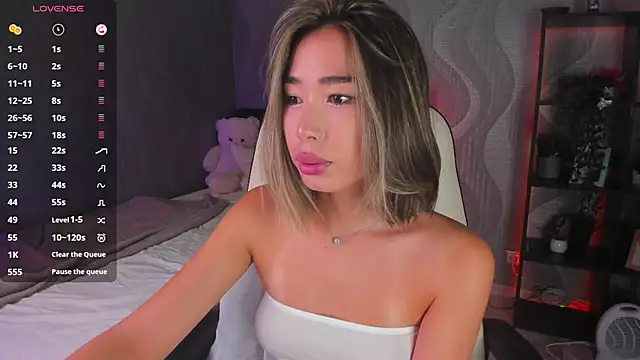 sensualily online show from May 20, 3:31 pm