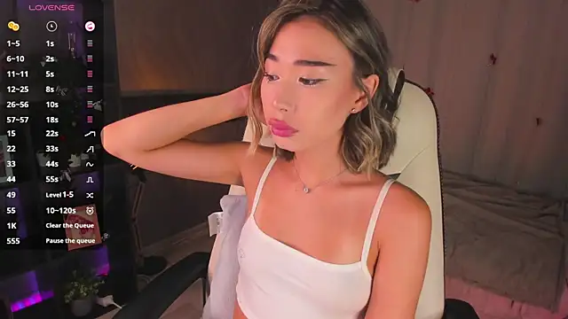 sensualily online show from May 14, 2:58 pm