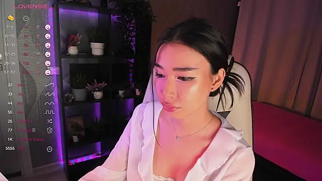 Snapshot of sensualily chatting on September 13, 3:56 pm sensualily online show from September 13, 3:56 pm