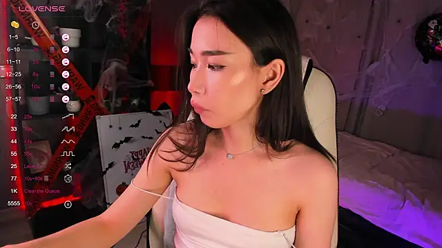 Snapshot of sensualily chatting on October 15, 2:58 pm sensualily online show from October 15, 2:58 pm