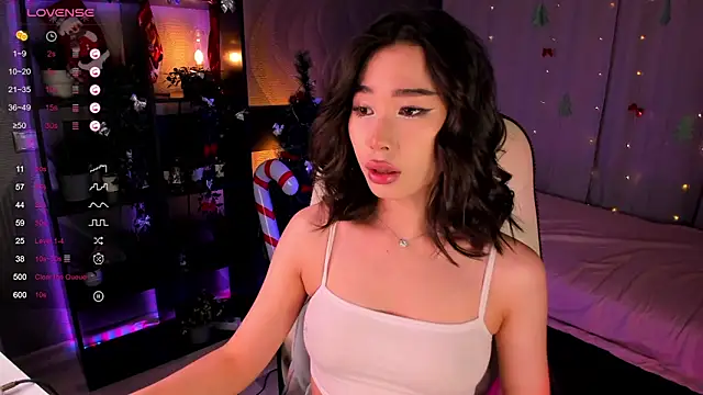 sensualily online show from January 17, 3:37 pm