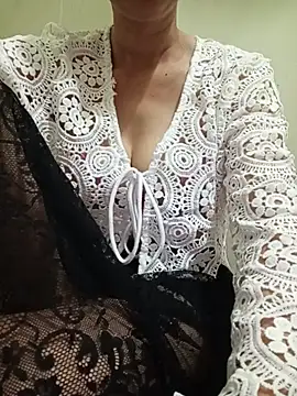 Snapshot of YunLem chatting on June 10, 1:51 am YunLem online show from June 10, 1:51 am