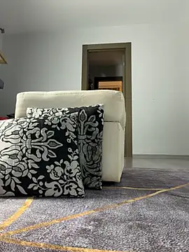 -RIVIERA- online show from November 26, 6:24 am