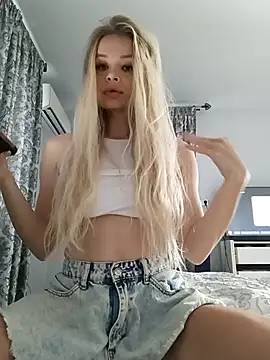 -RIVIERA- online show from October 28, 6:34 am