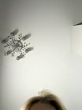 -RIVIERA- online show from November 29, 10:37 am