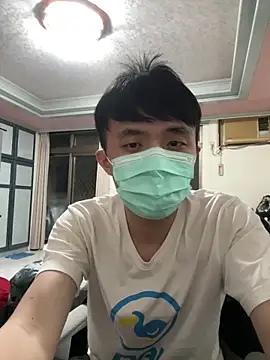 Snapshot of alan24014 chatting on February 3, 1:05 pm alan24014 online show from February 3, 1:05 pm