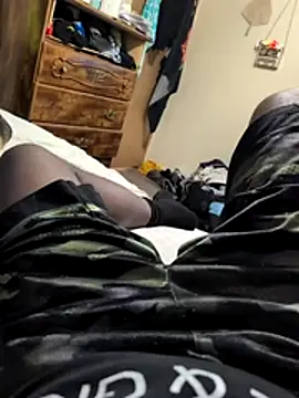 goodboybaddaddy online show from May 6, 12:14 am