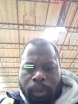 Snapshot of goodboybaddaddy chatting on January 28, 11:17 pm goodboybaddaddy online show from January 28, 11:17 pm