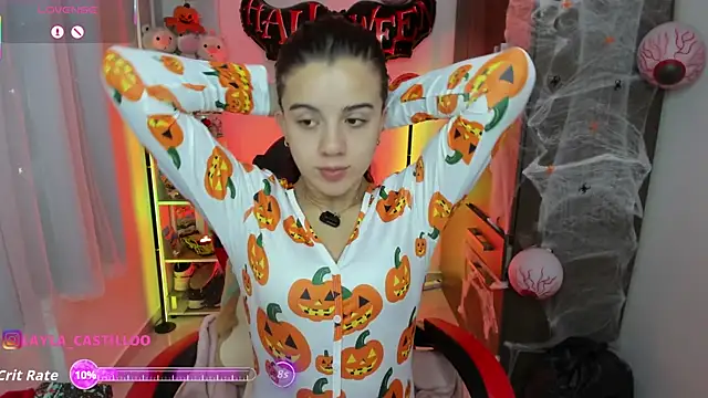 Layla castilloo online show from October 13, 11:45 am