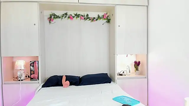 KendallRosse1 online show from November 27, 12:38 pm